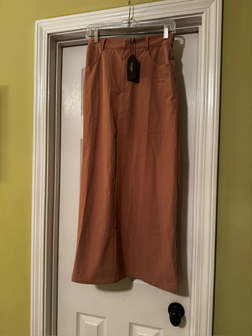 Aleeza Paris straight lined blush pink skirt